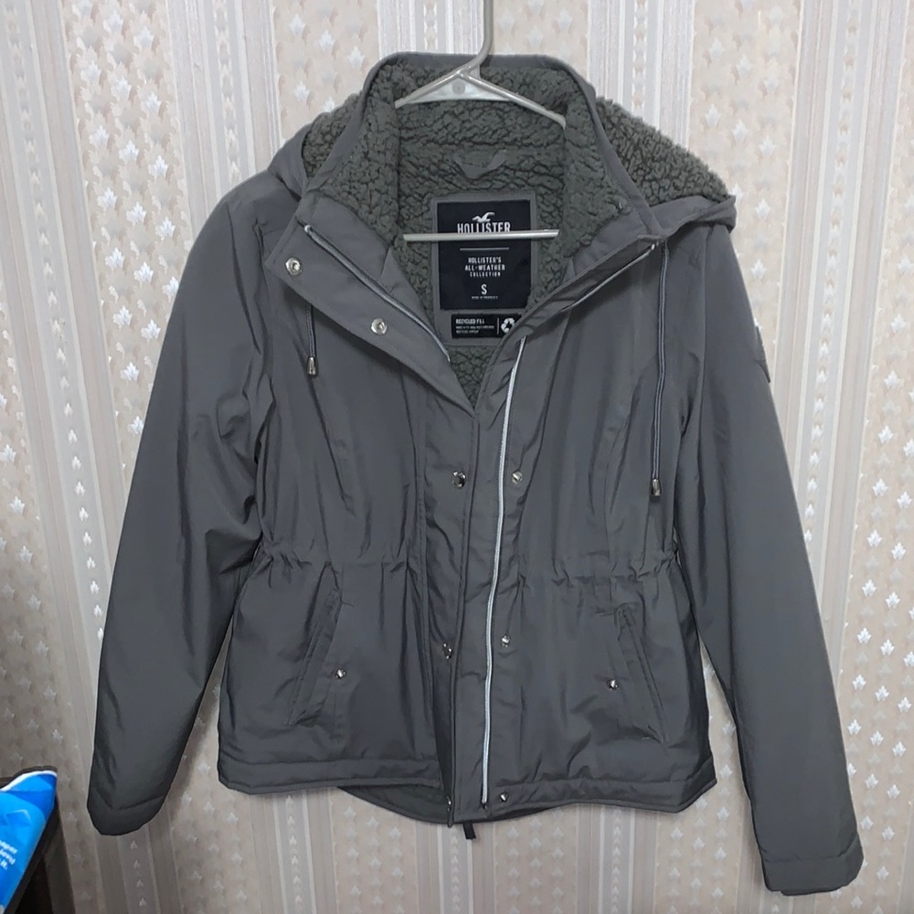 HOLLISTER All-Weather collection ♥️